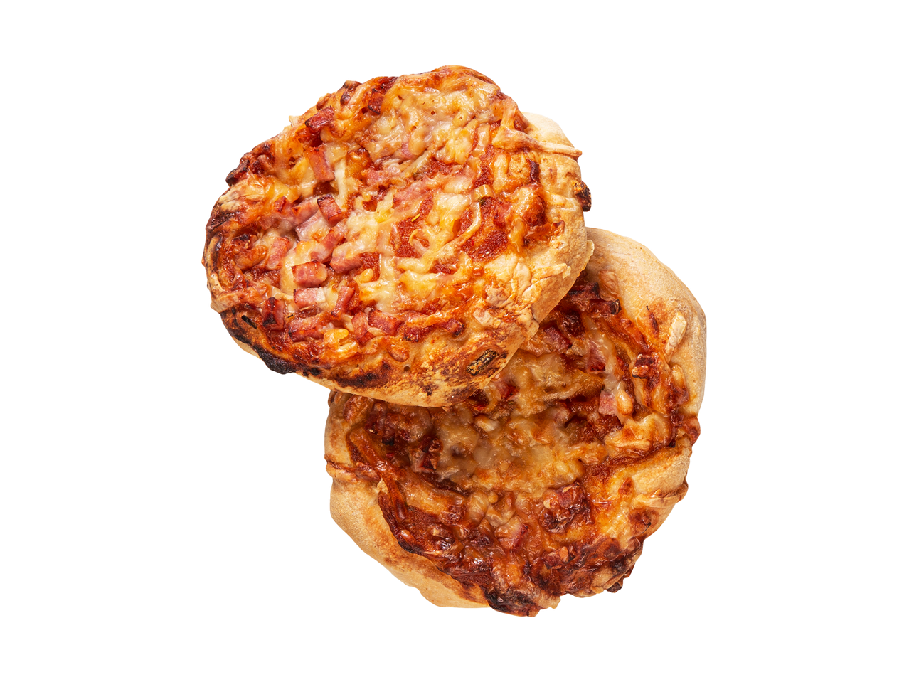 Kaksi pientä, pyöreää, juustolla ja pekonilla päällystettyä pizzaa.