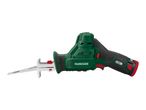 Cordless reciprocating saw with a blade for medium materials