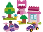 Lupilu® Clippys Junior konstravimo kaladėlių rinkinys su namu, medžiais ir dviem figūrėlėmis transporto priemonėse.