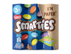 Verpakking van chocoladesnoepjes met de tekst 'I'M PAPER' en 'COLOURS FROM NATURE'.
