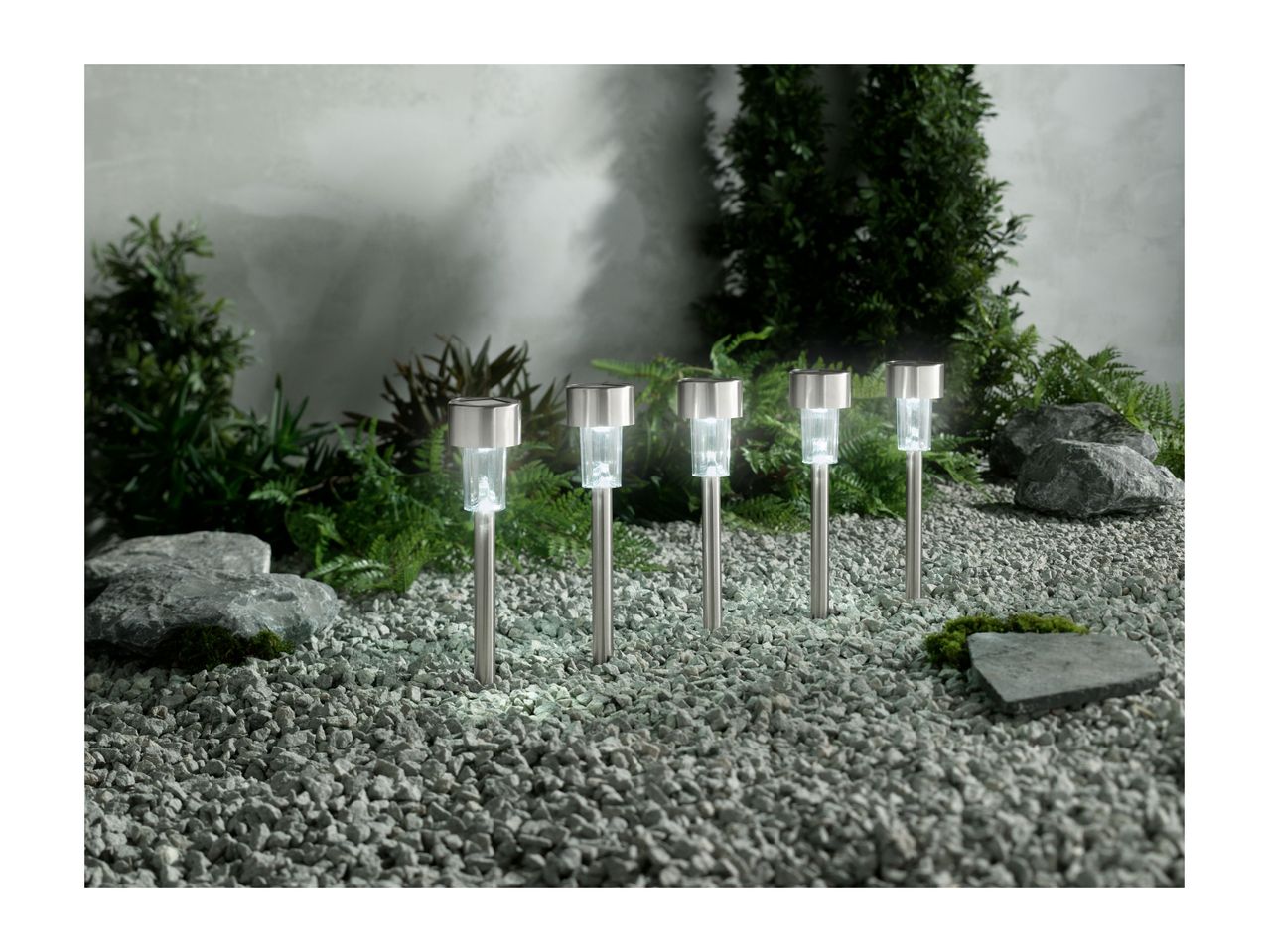 Go to full screen view: Livarno Home LED Solar Lights - 5 Pack - Image 5