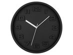 Orologio da parete nero con numeri in rilievo.