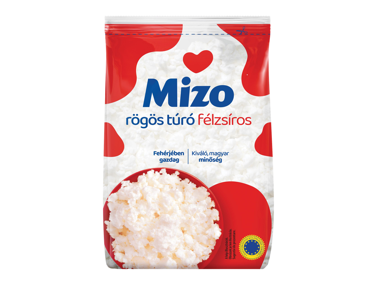 Félzsíros rögös túró csomagolása, fehérjében gazdag, kiváló magyar minőség.
