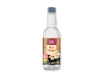 Flaske med risvinseddike med etiket, der viser sushi og teksten 'Rice Vinegar'.