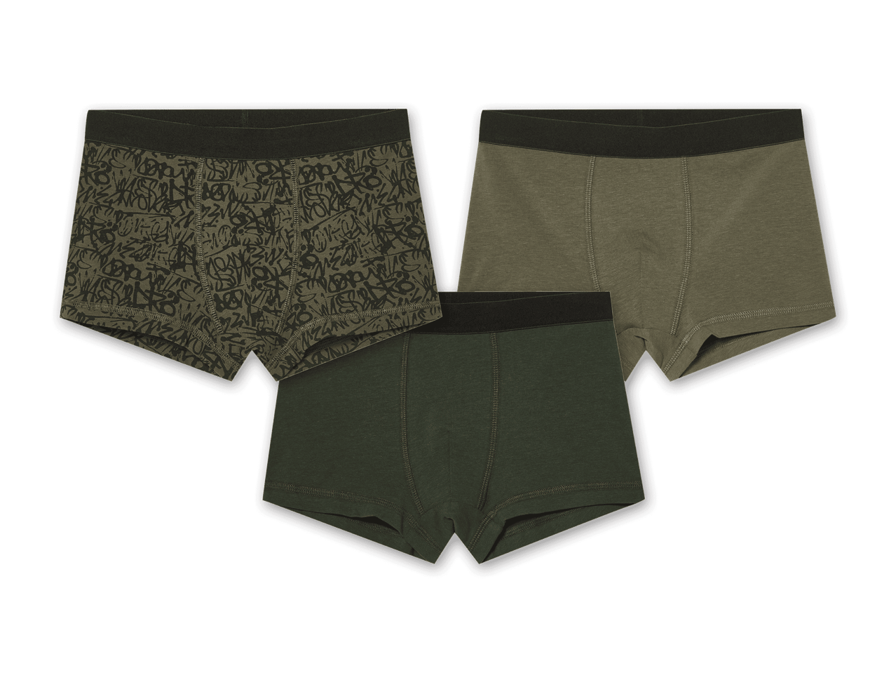 Drei Herren-Boxershorts in Olivgrün: eine mit Graffiti-Muster, zwei einfarbig.