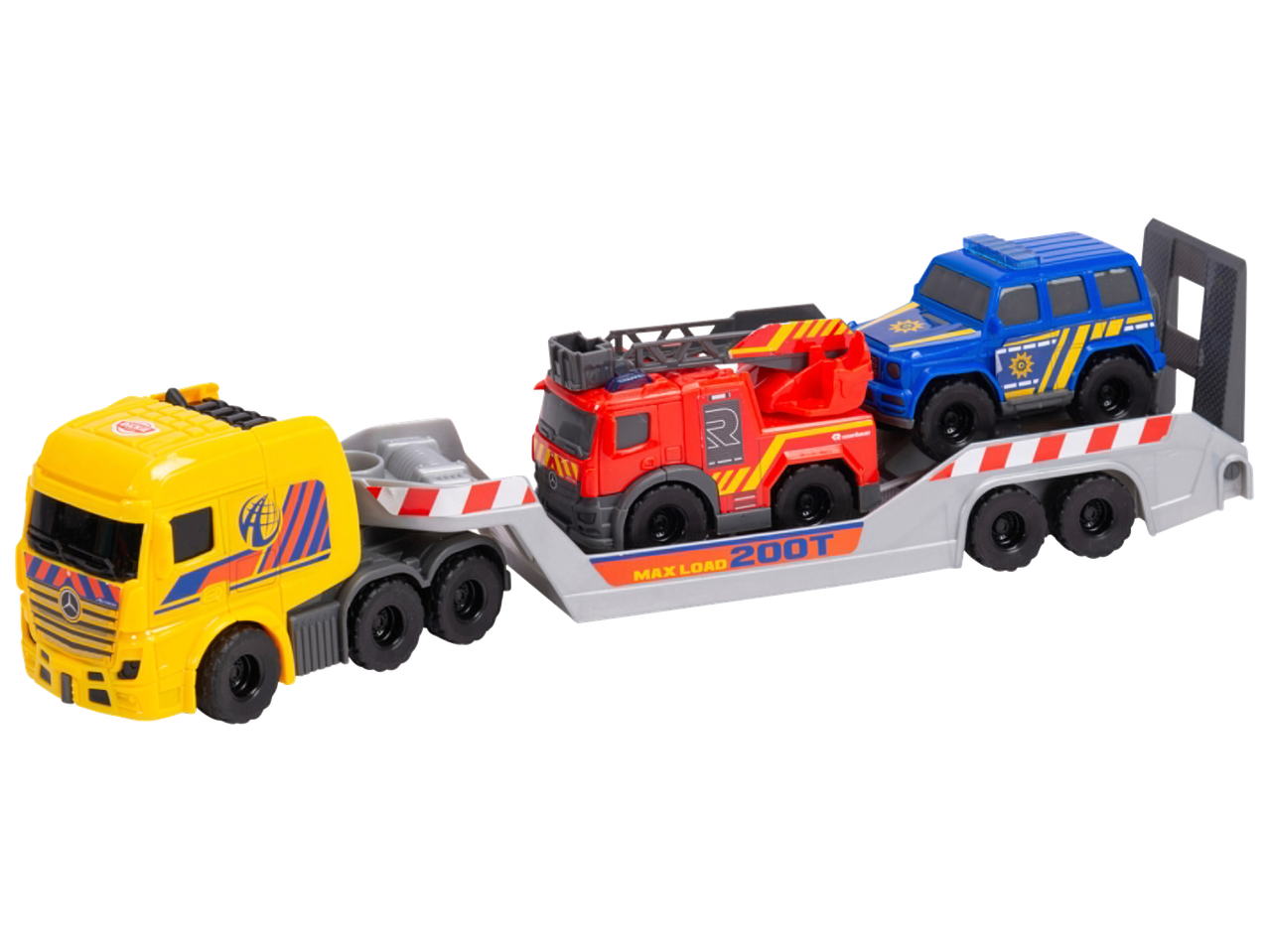 Жълт камион с ремарке, превозващо червена пожарна кола и син полицейски джип.