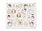 Set mit 24 weißen und goldenen Weihnachtsbaumschmuck-Figuren in einer Schachtel