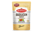 Vernieuwde basilicum pastasaus met extra vergine olijfolie en 100% zongerijpte Italiaanse tomaten.
