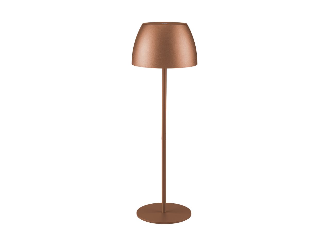 En kobberfarvet gulvlampe med en konisk skærm og en rund base.