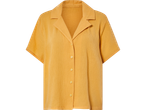 Camisa amarela de manga curta.