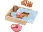 LUPILU puidust mängutoidu komplekt sõõrikute, küpsiste ja kujundisorteerimiskastiga