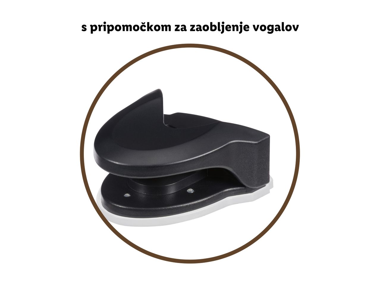 Črn pripomoček za zaokroževanje vogalov na beli podlagi.
