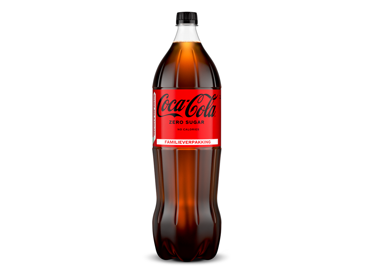 Een fles cola zero sugar met een rood etiket en de tekst 'FAMILIEVERPAKKING'.