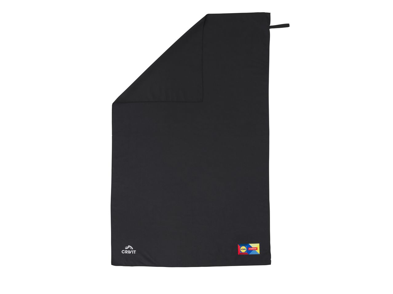 Asciugamano sportivo Crivit nero piegato, con etichetta Lidl Trek.