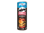 Pringles Hot & Spicy chips in een donkerbruine en blauwe koker.