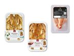 Tre pakker poussin, to marinerede og en rå, med mærkerne Sagra og Butcher's Selection.