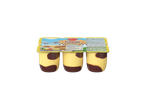 Drie Milbona puddingbekertjes met vanille- en chocoladesmaak.