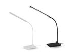 Dvije moderne LED stolne lampe, bijela i crna.