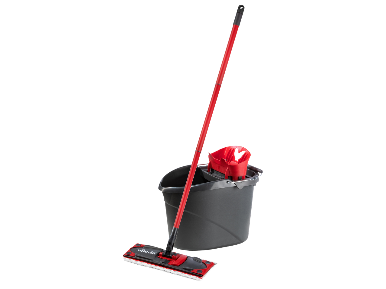 Комплект за почистване с червен моп и сива кофа с цедка.