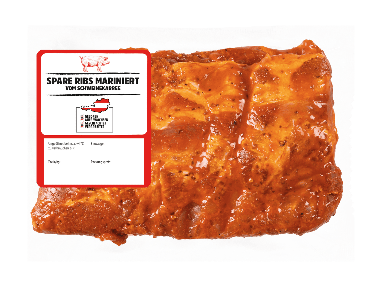 Marinierte Spareribs vom Schweinekarree in einer Verpackung.