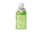 Grøn melondrik med nata de coco i en flaske, der lover en tyggeoplevelse.