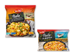 To pakker frossen paella, den ene med Alaska Pollock, kylling, muslinger og rejer (750g), den anden med skaldyr (454g).
