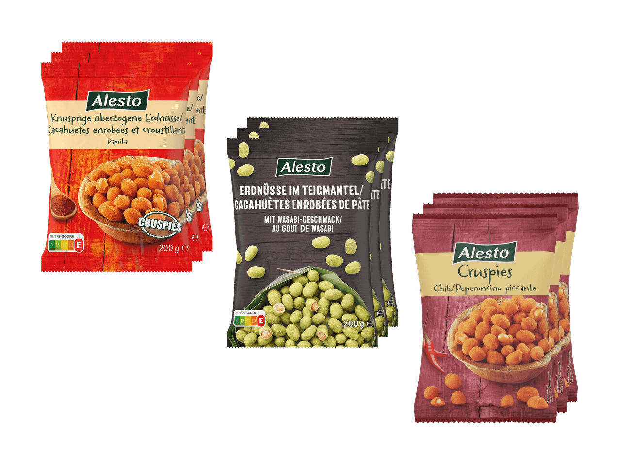 Trois paquets de cacahuètes enrobées saveur paprika, trois paquets saveur wasabi et trois paquets saveur piment.