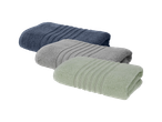Tri presavijena ručnika u plavoj, sivoj i zelenoj boji, s prugastim uzorkom.