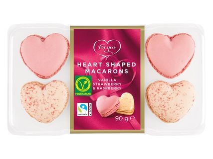 Szívalakú macaronválogatás