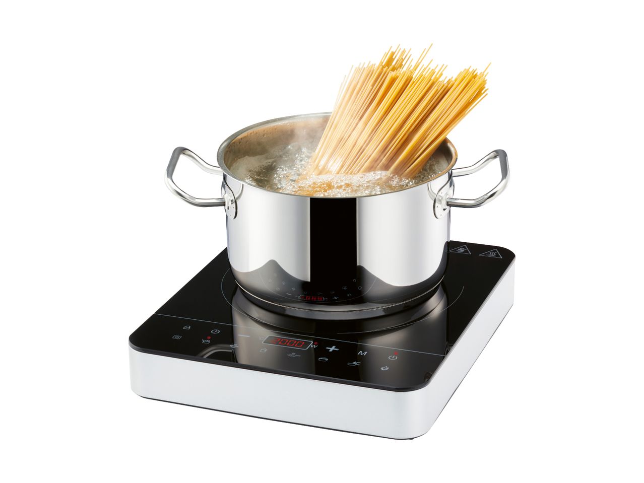 Ein Topf mit kochendem Wasser und Spaghetti auf einer elektrischen Kochplatte.
