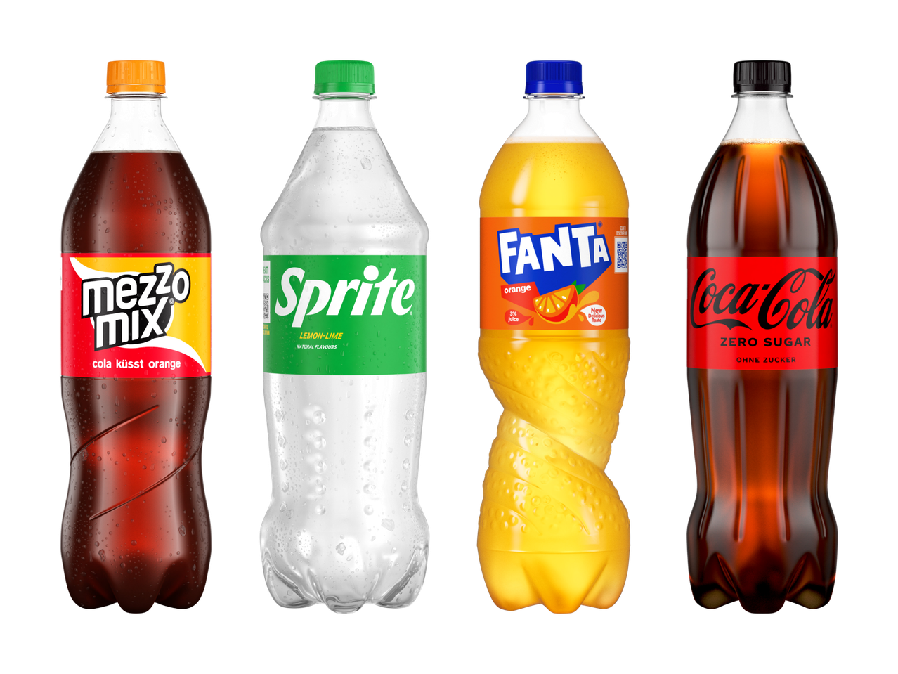 Vier Flaschen Erfrischungsgetränke: Cola-Orange, Zitrone-Limette, Orange und zuckerfreie Cola.