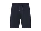 En mørkeblå sweatshorts med snøre i taljen.