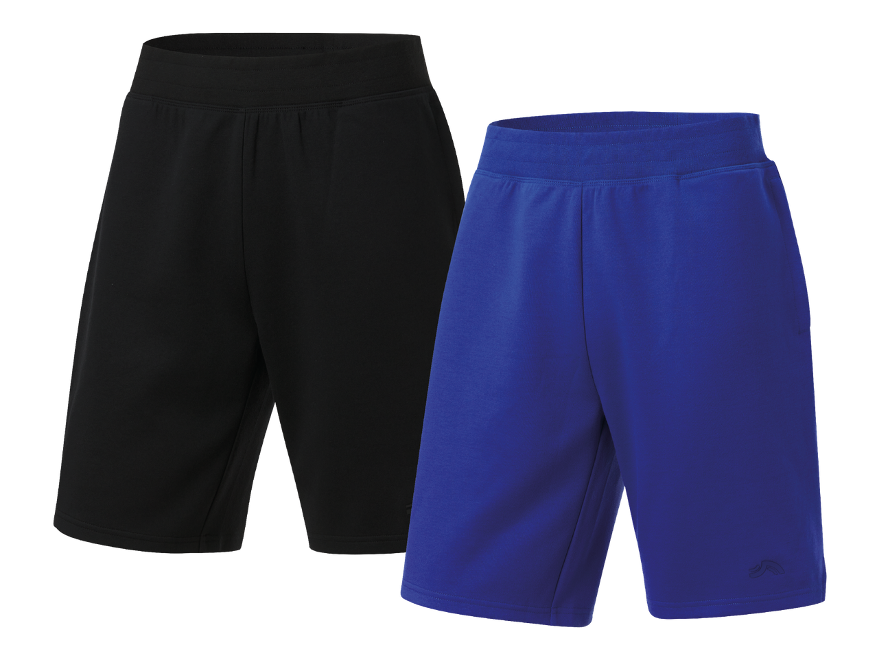 Dvoje muških sportskih kratkih hlača, jedne crne i jedne plave boje.