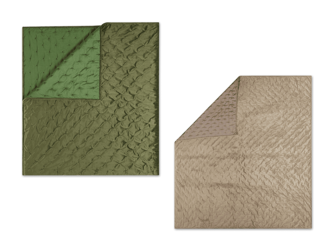Zwei gesteppte Tagesdecken in Grün und Beige mit umgeschlagenen Ecken.