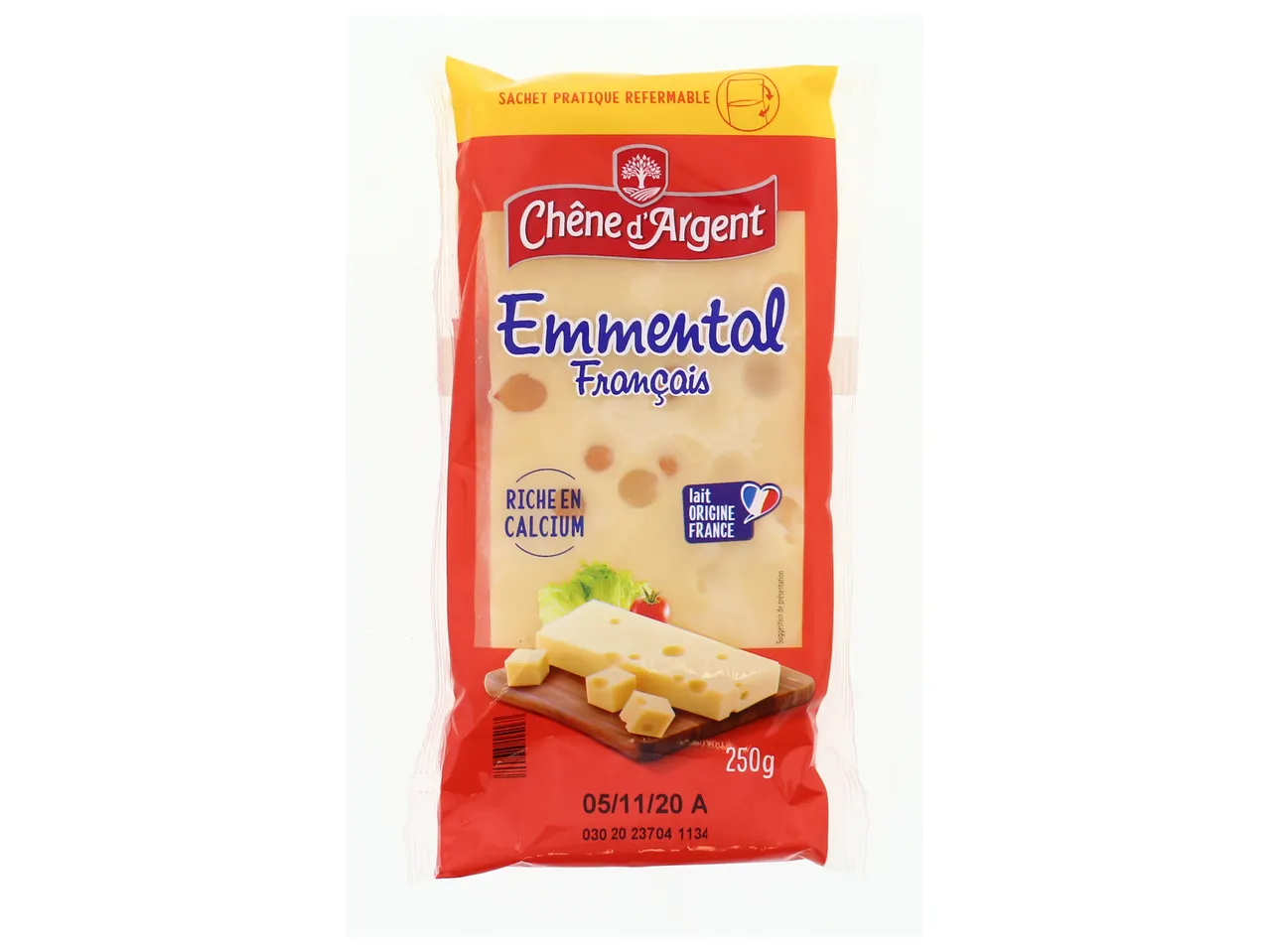 Fromage Emmental français Chêne d'Argent, paquet de 250g.