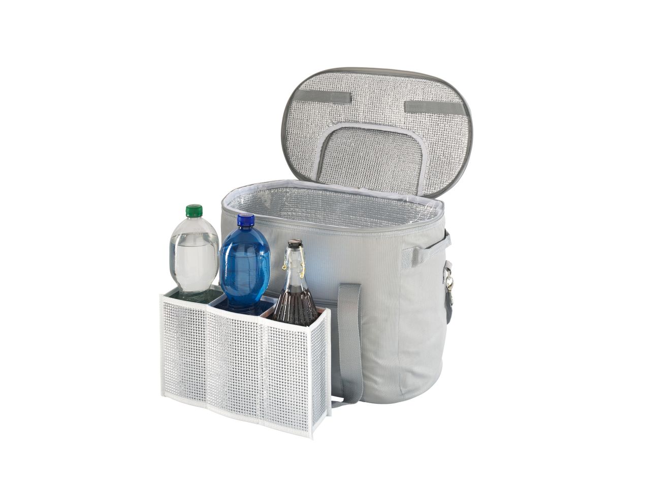 Borsa termica grigia aperta con scomparto esterno per bottiglie d'acqua e bevande.