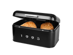 Caixa de pão Silvercrest preta com pão, com a inscrição '1995'