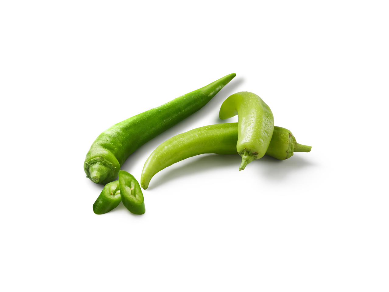 Grüne Paprika, in Scheiben geschnitten.