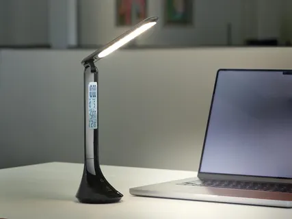 LED-es asztali lámpa