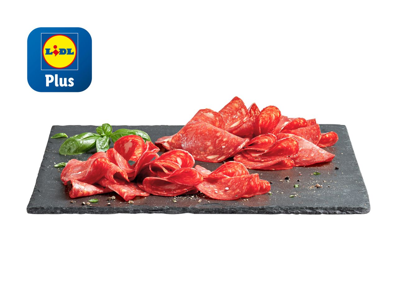 Lidl Plus Salami-Scheiben auf einer Schieferplatte.