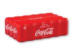 En 24-pak Coca-Cola dåser.