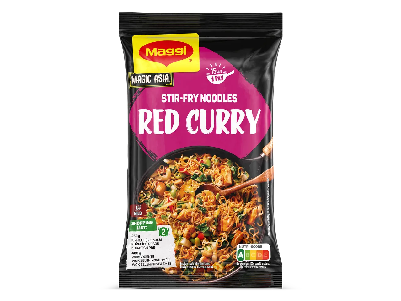 Maggi Magic Asia Stir-Fry Noodles Red Curry met kip en wokgroenten.