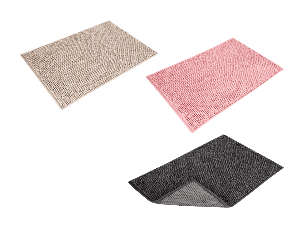 Trois tapis de bain rectangulaires en beige, rose et gris foncé, avec une surface texturée.