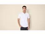 ESMARA MEN T-shirt com gola: Homem de polo branca e jeans escuros.