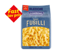 Pakke med fusilli pasta med et rødt mærke, der siger 'Fast lav pris'.