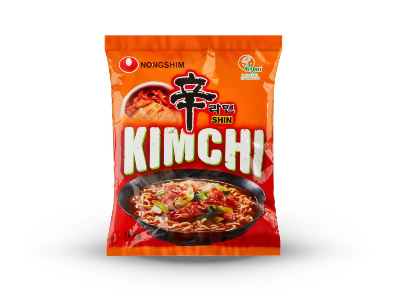 Pakiranje Nongshim Shin Kimchi rezanaca s prikazom ukusne juhe.