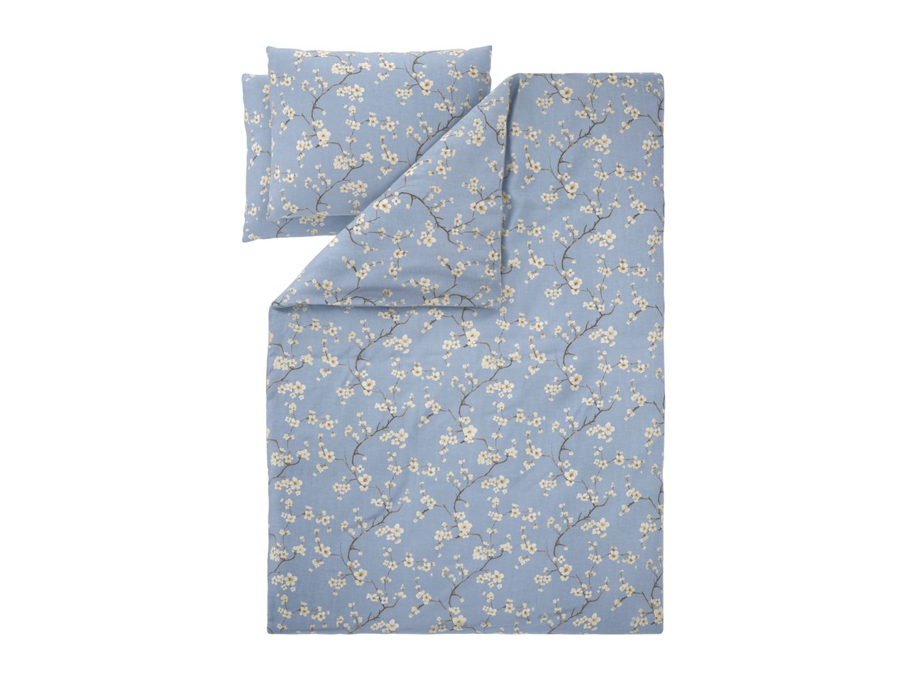 Blue floral patterned duvet cover and pillowcase set