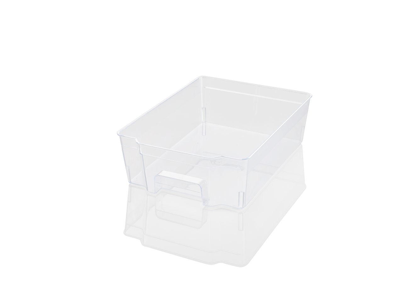 Recipiente transparente para geladeira ou freezer.