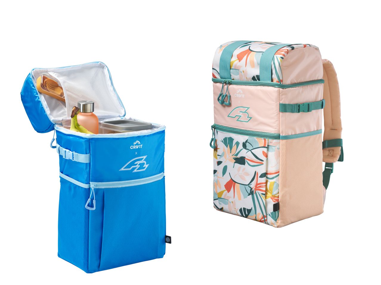 Zwei Kühltaschen-Rucksäcke: ein blauer, offener mit Inhalt und ein geschlossener mit Blumenmuster.