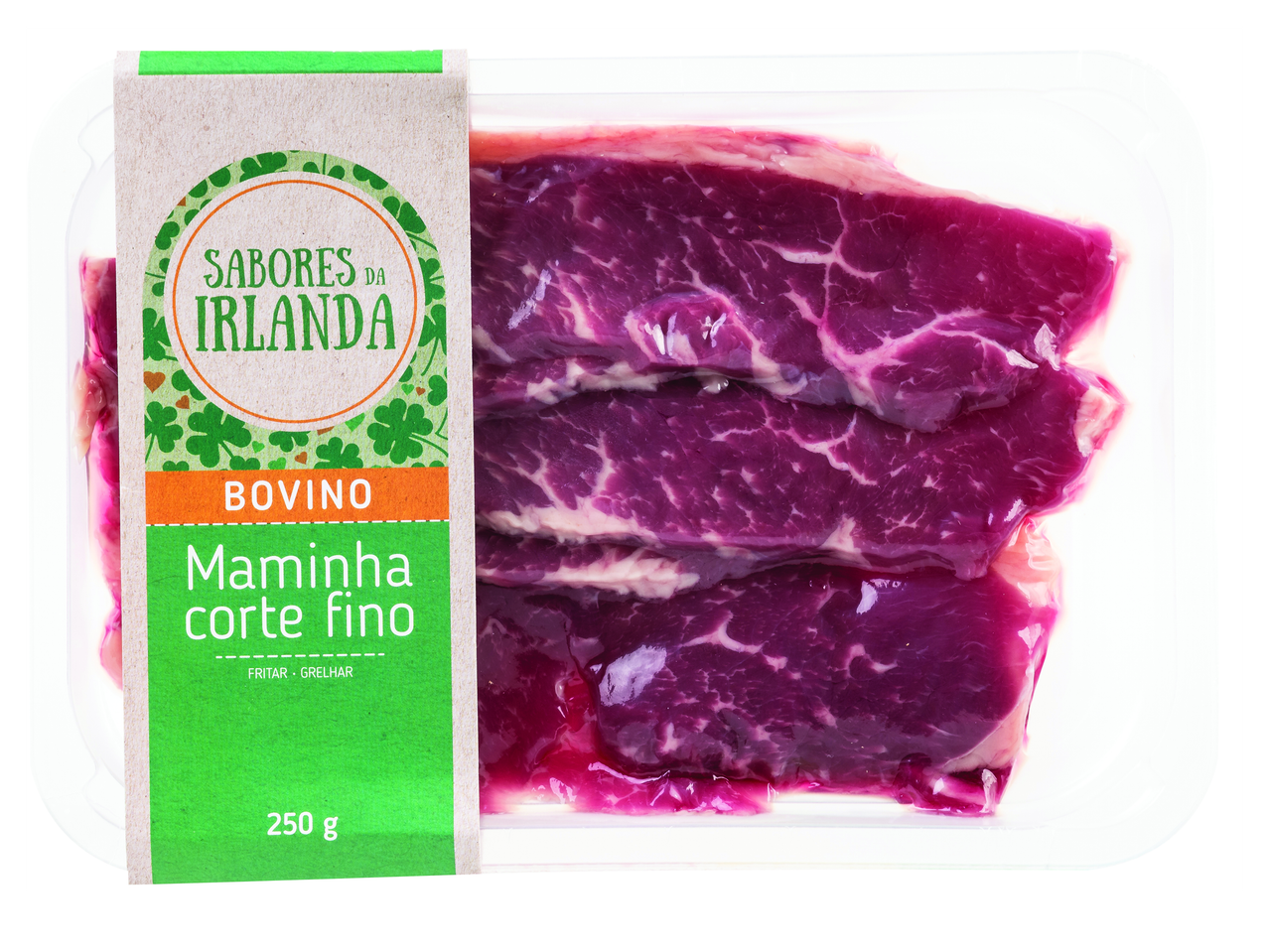 Embalagem de carne bovina fatiada com rótulo verde e laranja, com o texto 'Sabores da Irlanda' e 'Maminha corte fino'.